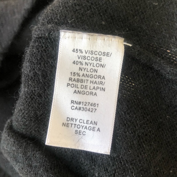 Wildfox No. 9 Black Sweater Pullover Top V-Neck Gold Sequins Small - Picture 5 of 6